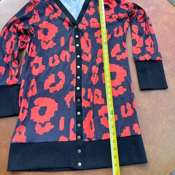 Size L Women's Button Front‎ Cardigan Sweater Leopard Pink Black Long Sleeve - Picture 4 of 5